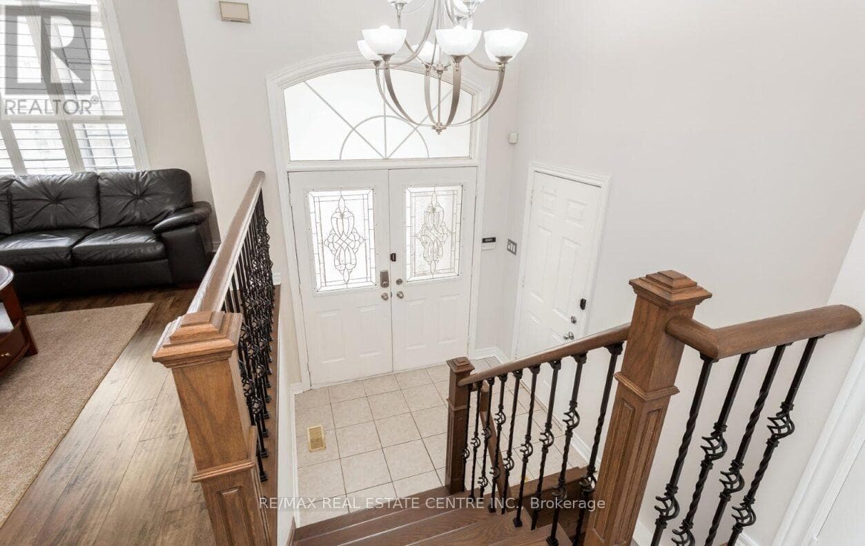 43 DONHERB CRESCENT, Toronto — photo 4