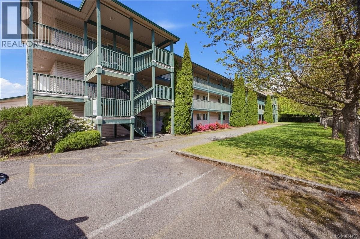 208 1912 Bowen Rd, Vancouver Island — photo 3
