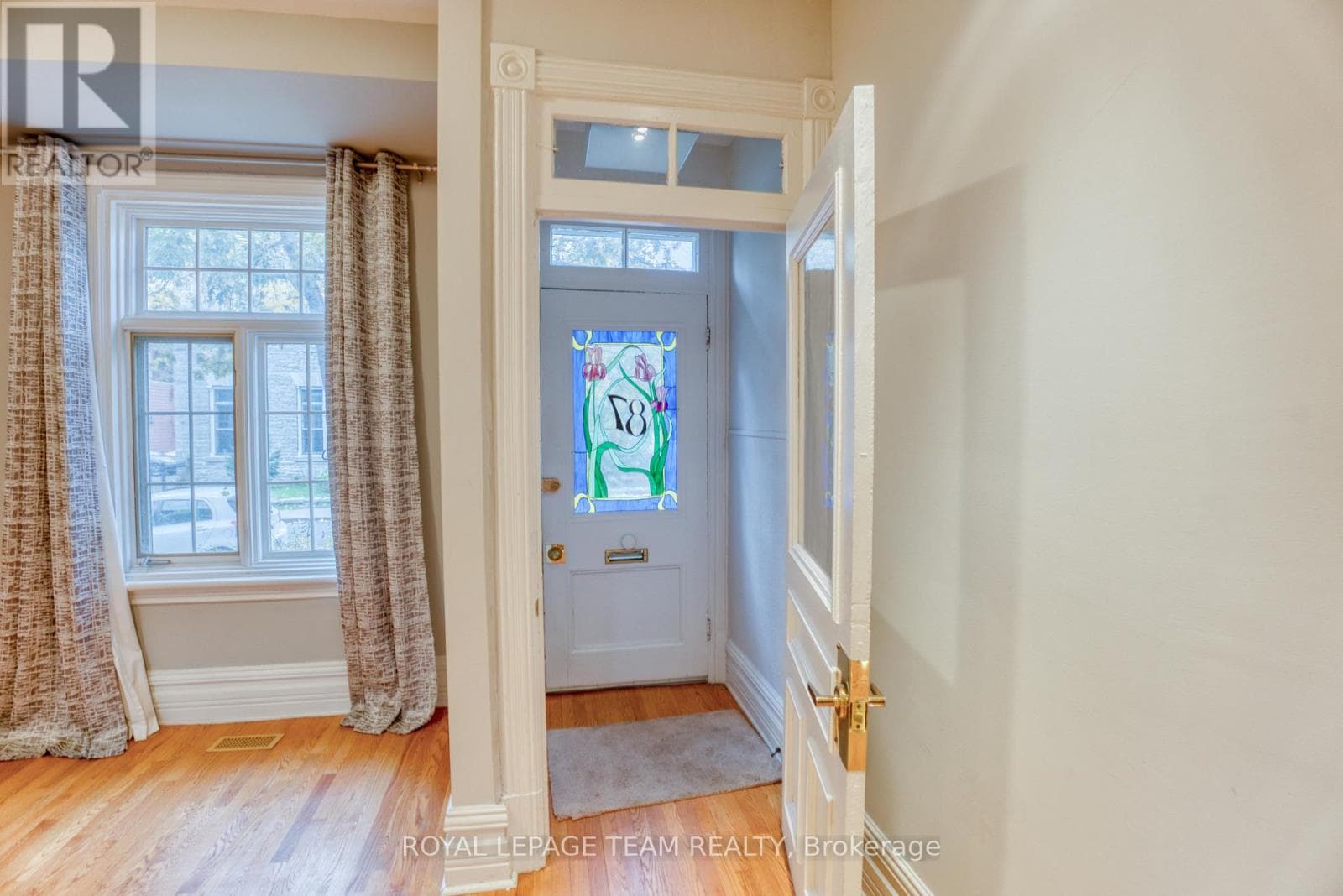 87 GUIGUES AVENUE, Ottawa — photo 3