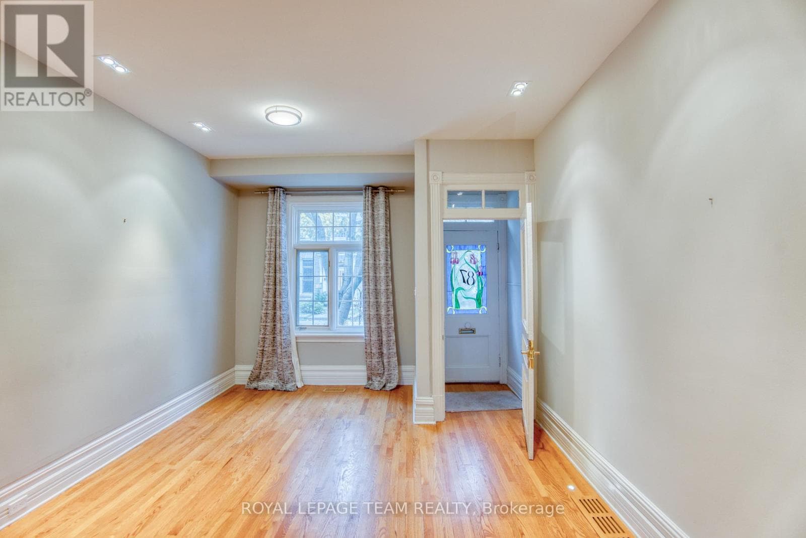 87 GUIGUES AVENUE, Ottawa — photo 4