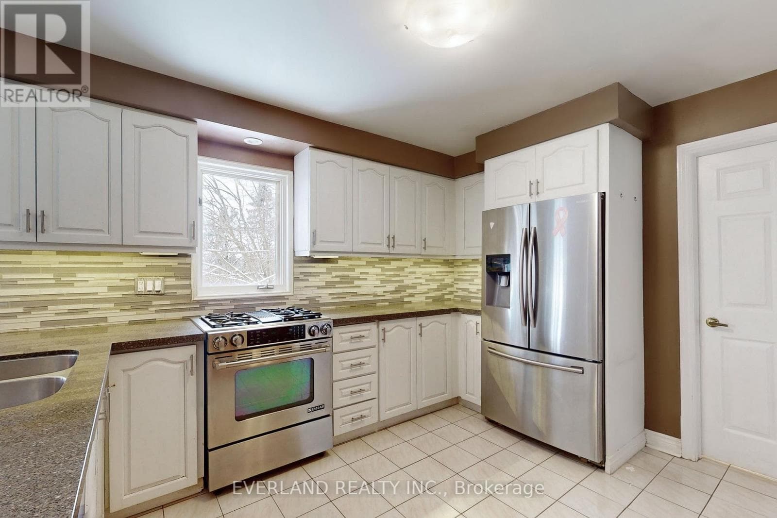 173 THOMPSON DRIVE, Toronto — photo 5