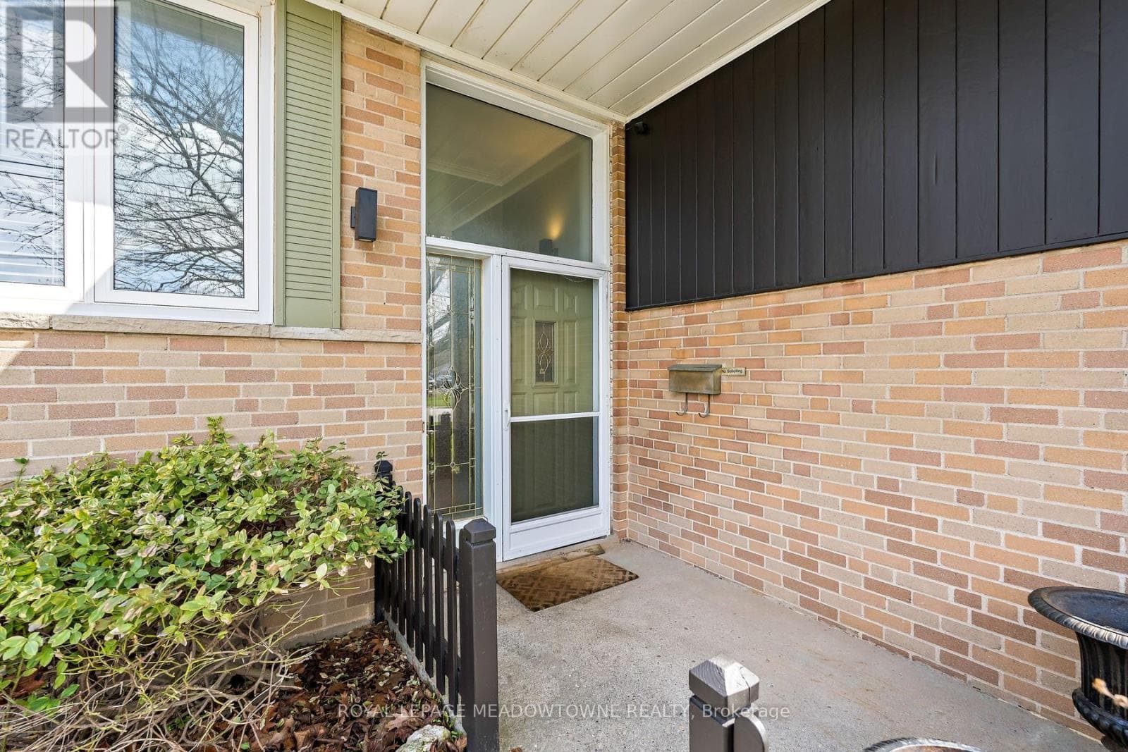 456 DELREX BOULEVARD, Toronto — photo 2