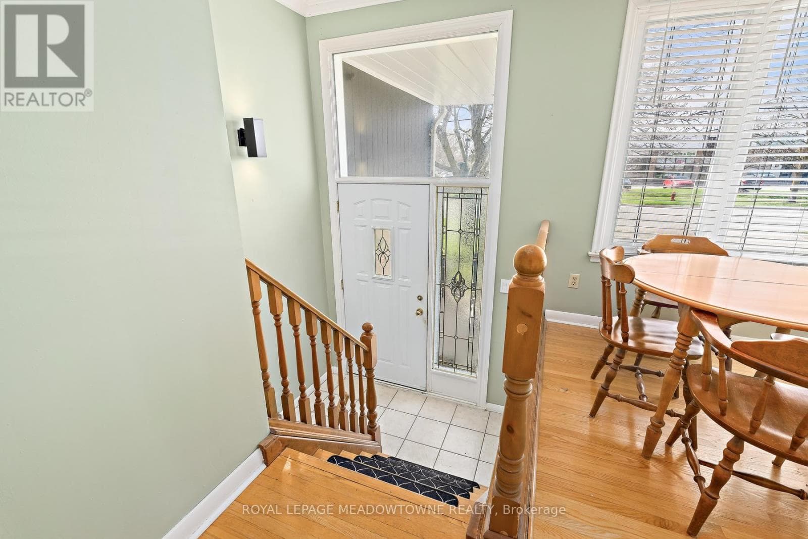 456 DELREX BOULEVARD, Toronto — photo 3