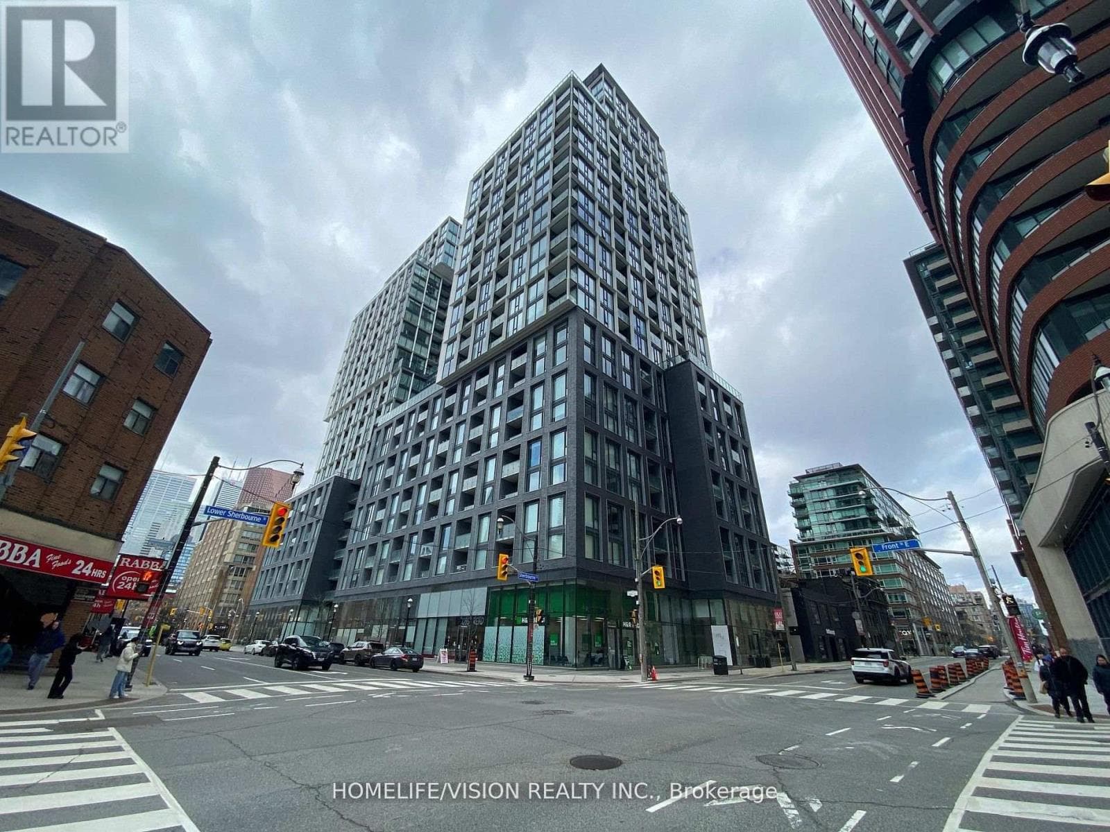 1418 - 158 FRONT STREET E in Moss Park
