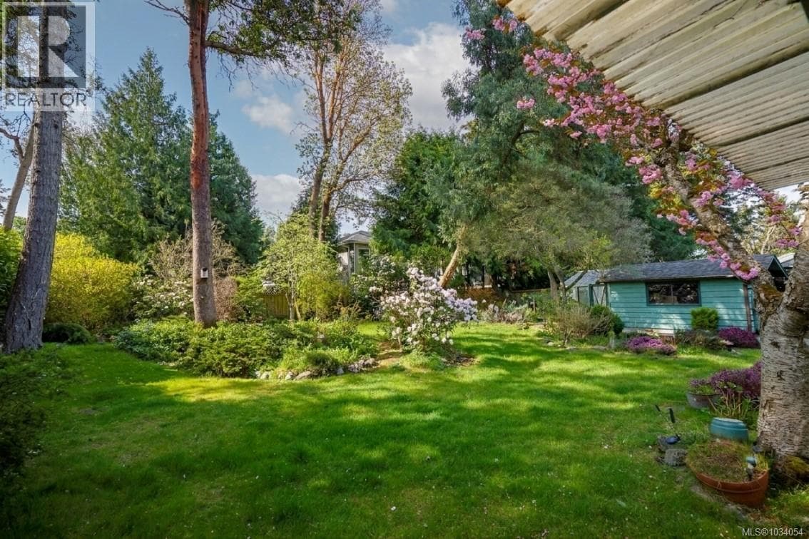 6413 SOUTHAMPTON ROAD, Vancouver Island — photo 5