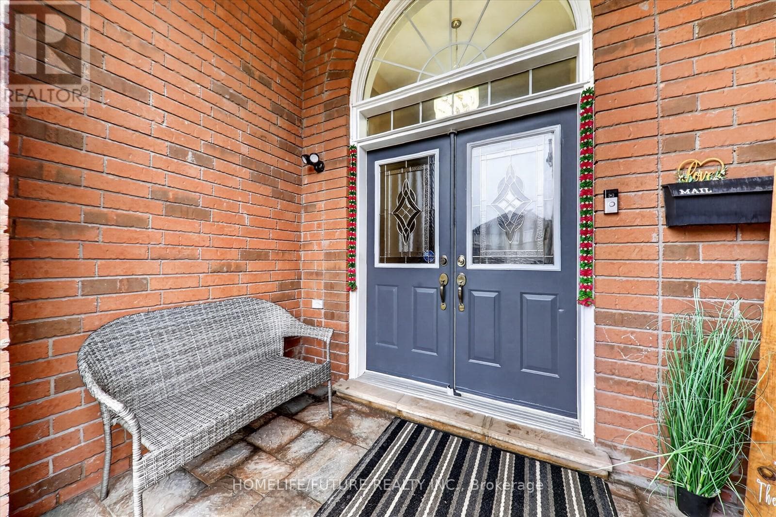 24 TURTLEDOVE GROVE, Toronto — photo 4