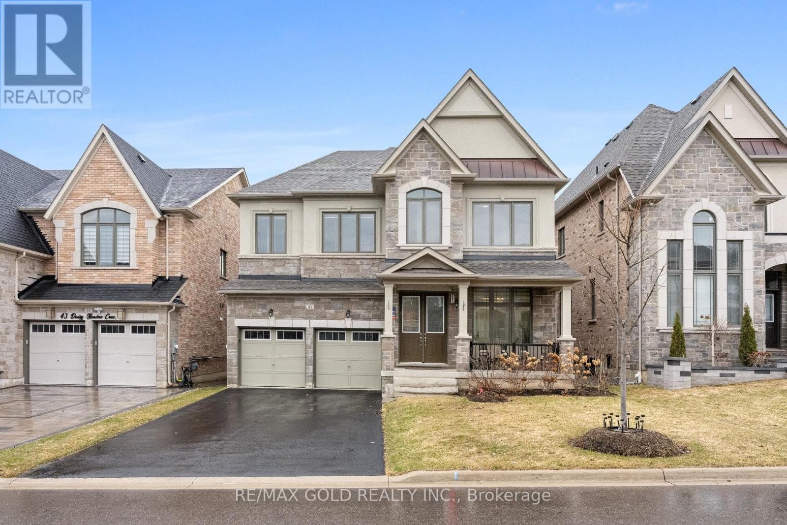 41 DAISY MEADOW CRESCENT in 