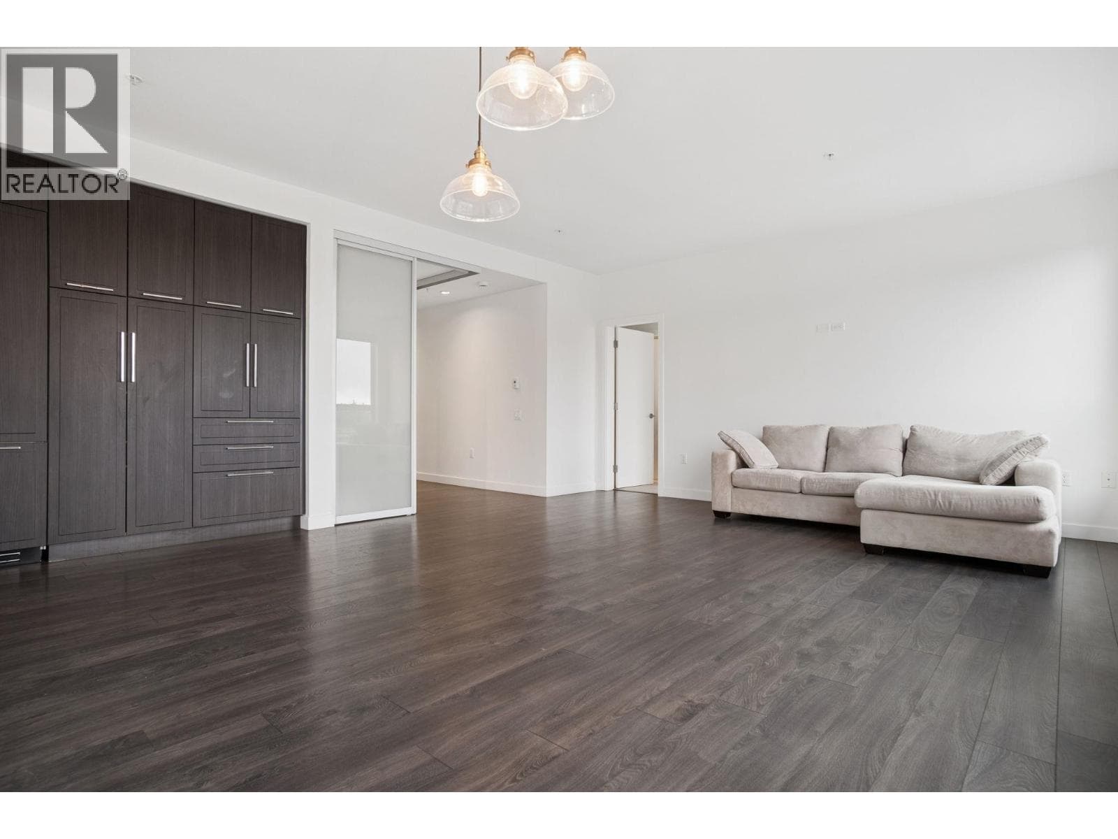 608 6677 CAMBIE STREET, Greater Vancouver — photo 2