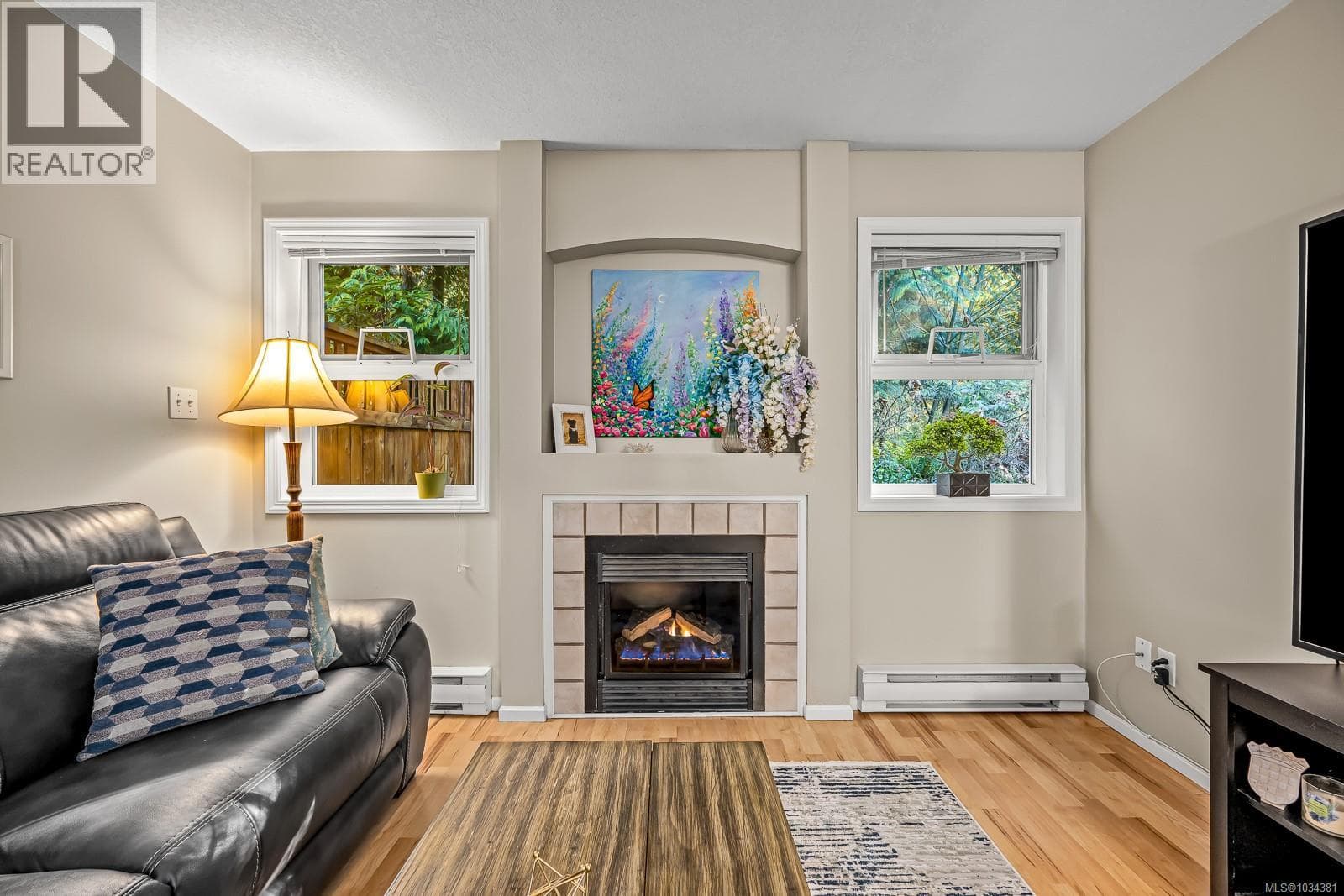 107 440 SCHLEY Pl, Vancouver Island — photo 3