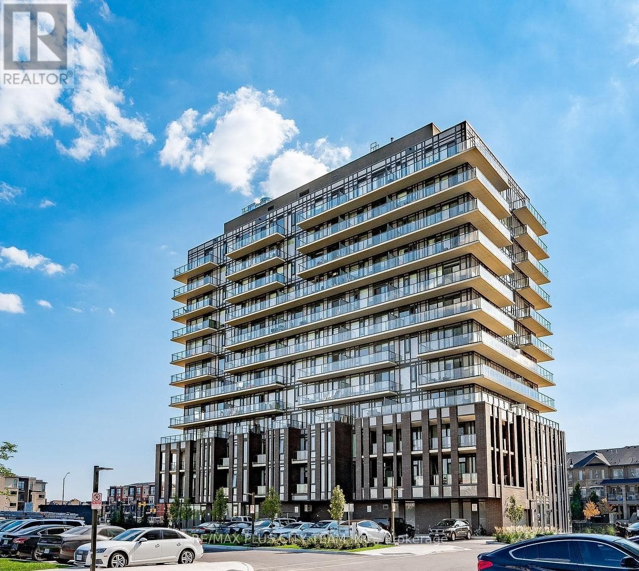 103 - 215 VETERANS DRIVE S in CREDITVIEW