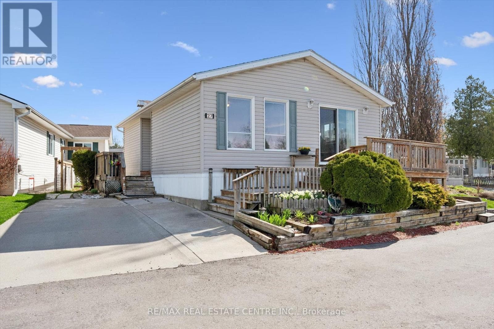 27 TRILLIUM BEACH Drive, Toronto — photo 2