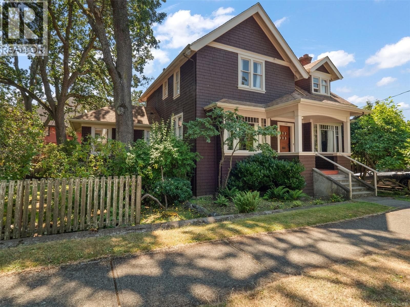 1353 CRAIGDARROCH ROAD, Victoria — photo 3