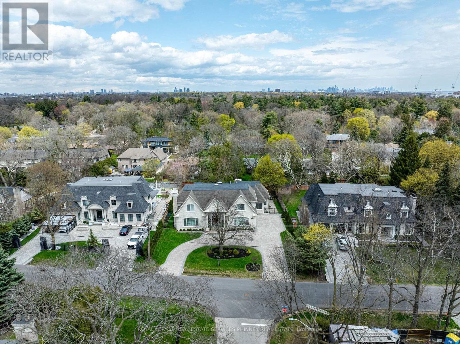 1511 BROADMOOR AVENUE in 