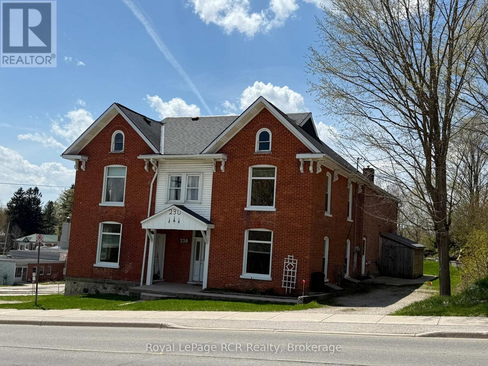 230 GARAFRAXA STREET N in 