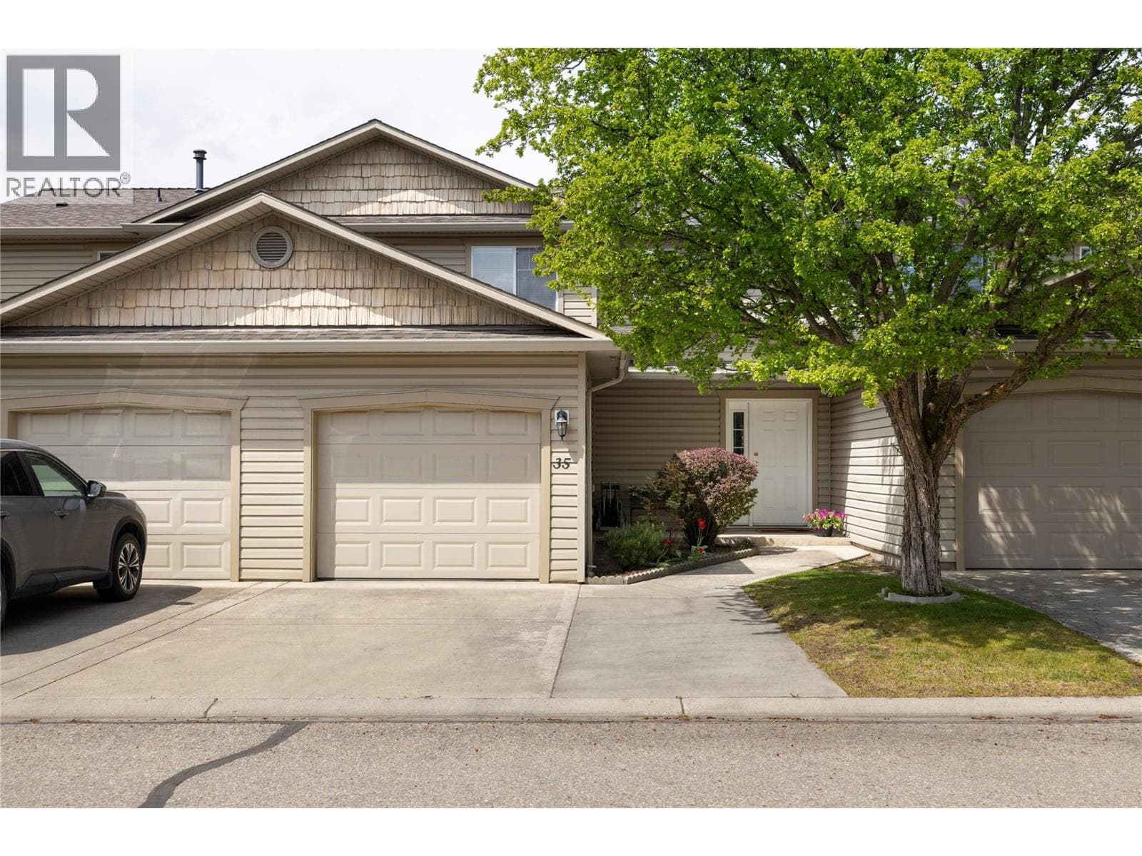 5886 Okanagan Landing Road Unit# 35 in 