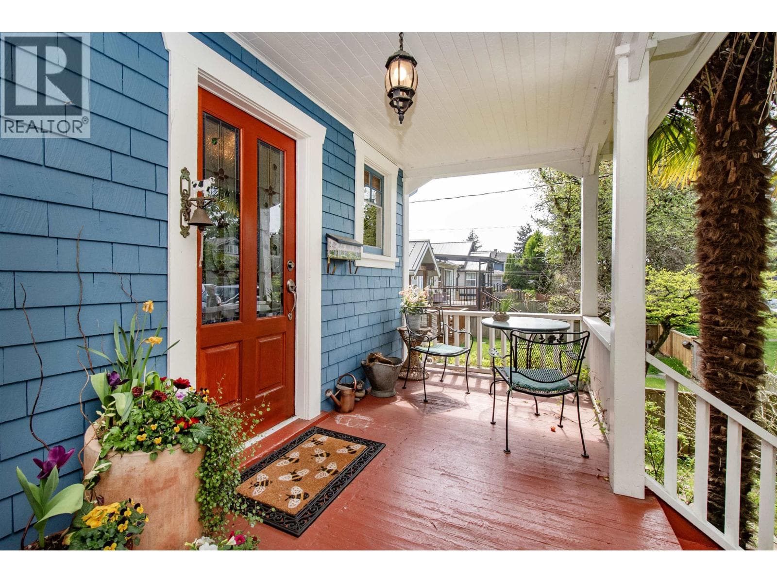1560 MACGOWAN AVENUE, Greater Vancouver — photo 2