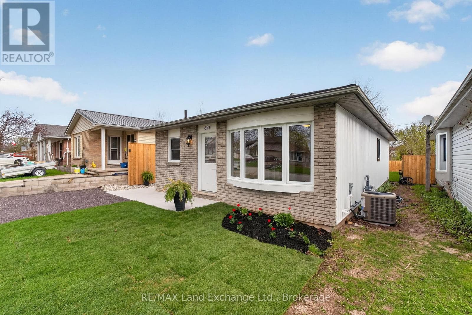824 ANDREW MALCOLM DRIVE, OnePoint — photo 4
