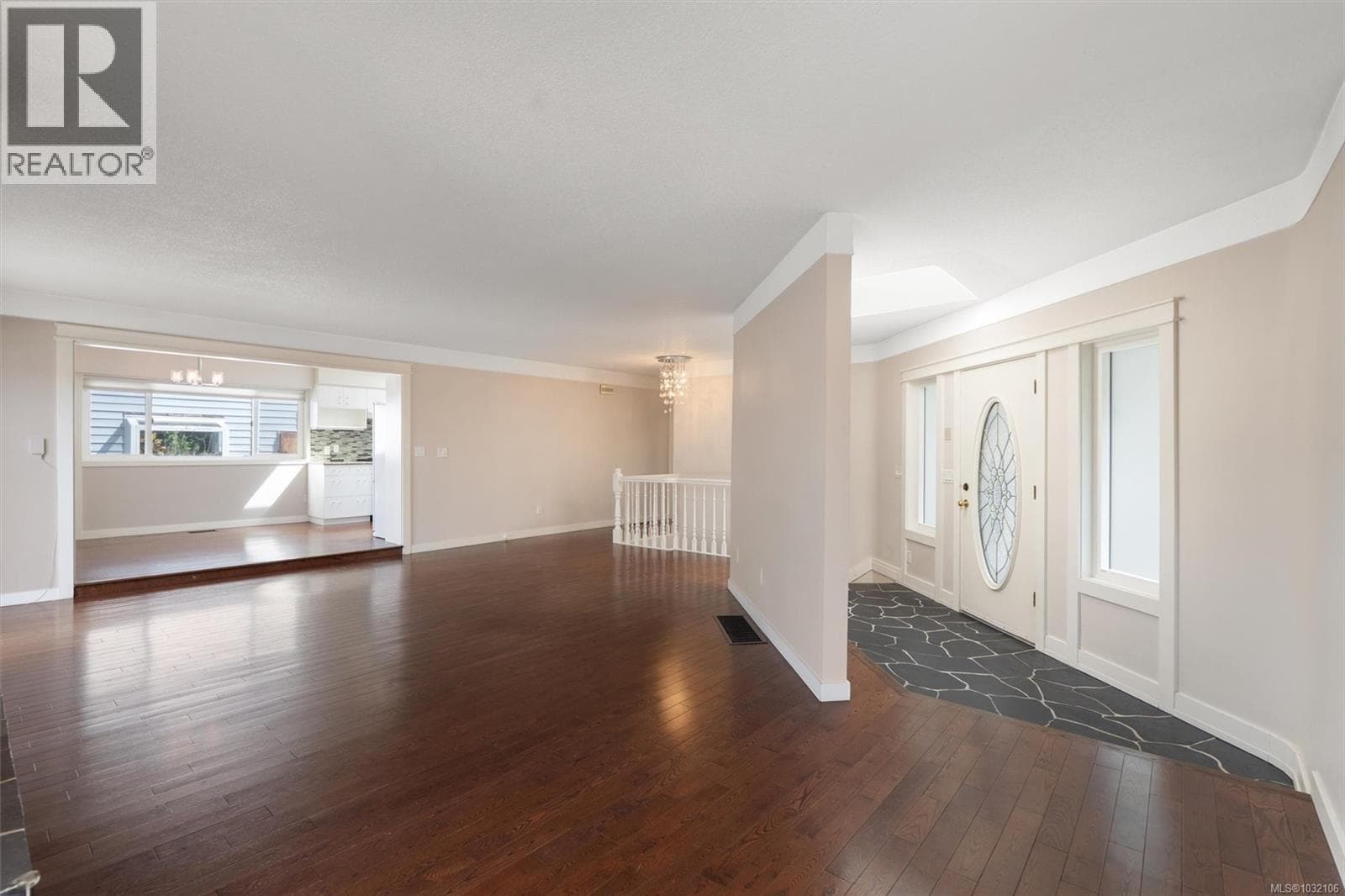 336 STANNARD AVENUE, Victoria — photo 5
