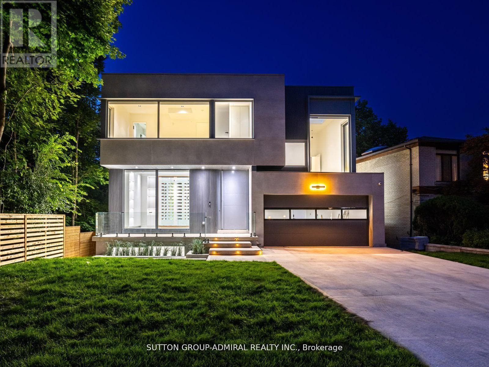 157 OLD FOREST HILL ROAD in Forest Hill North