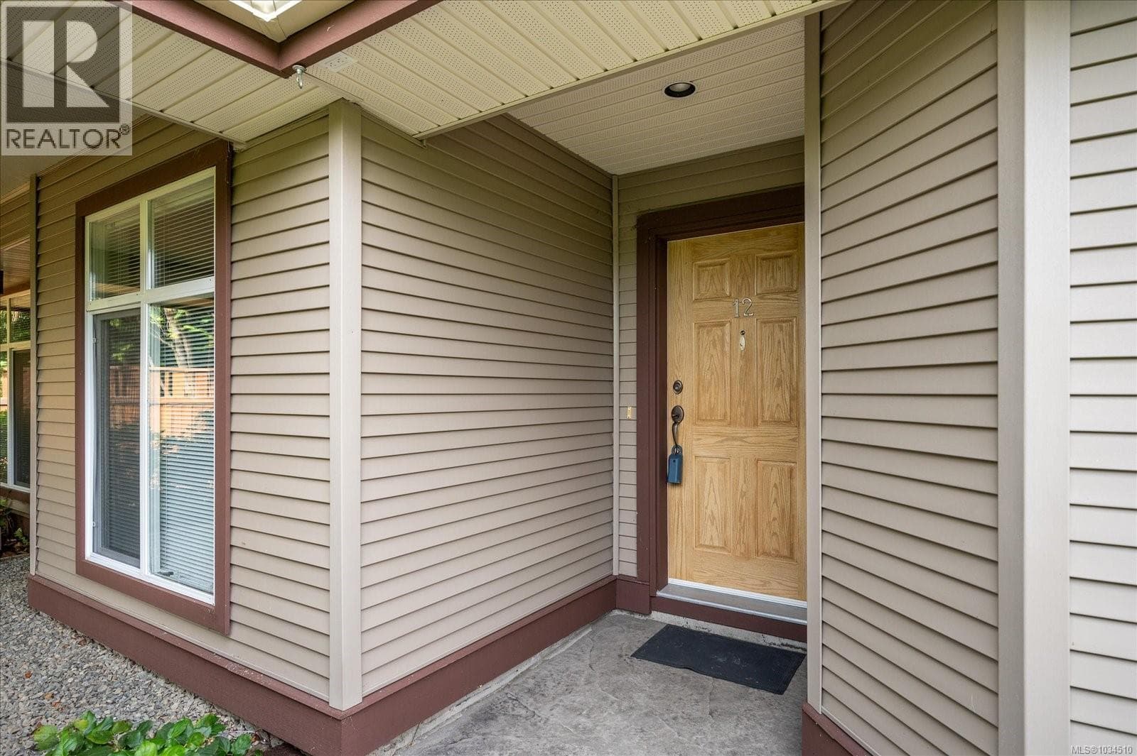 12 340 Young St, Vancouver Island — photo 2