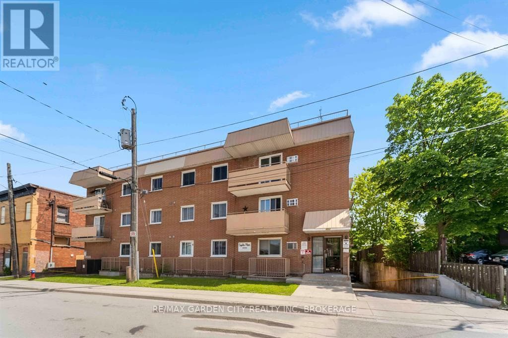 202 - 4692 CRYSLER AVENUE, Niagara — photo 3