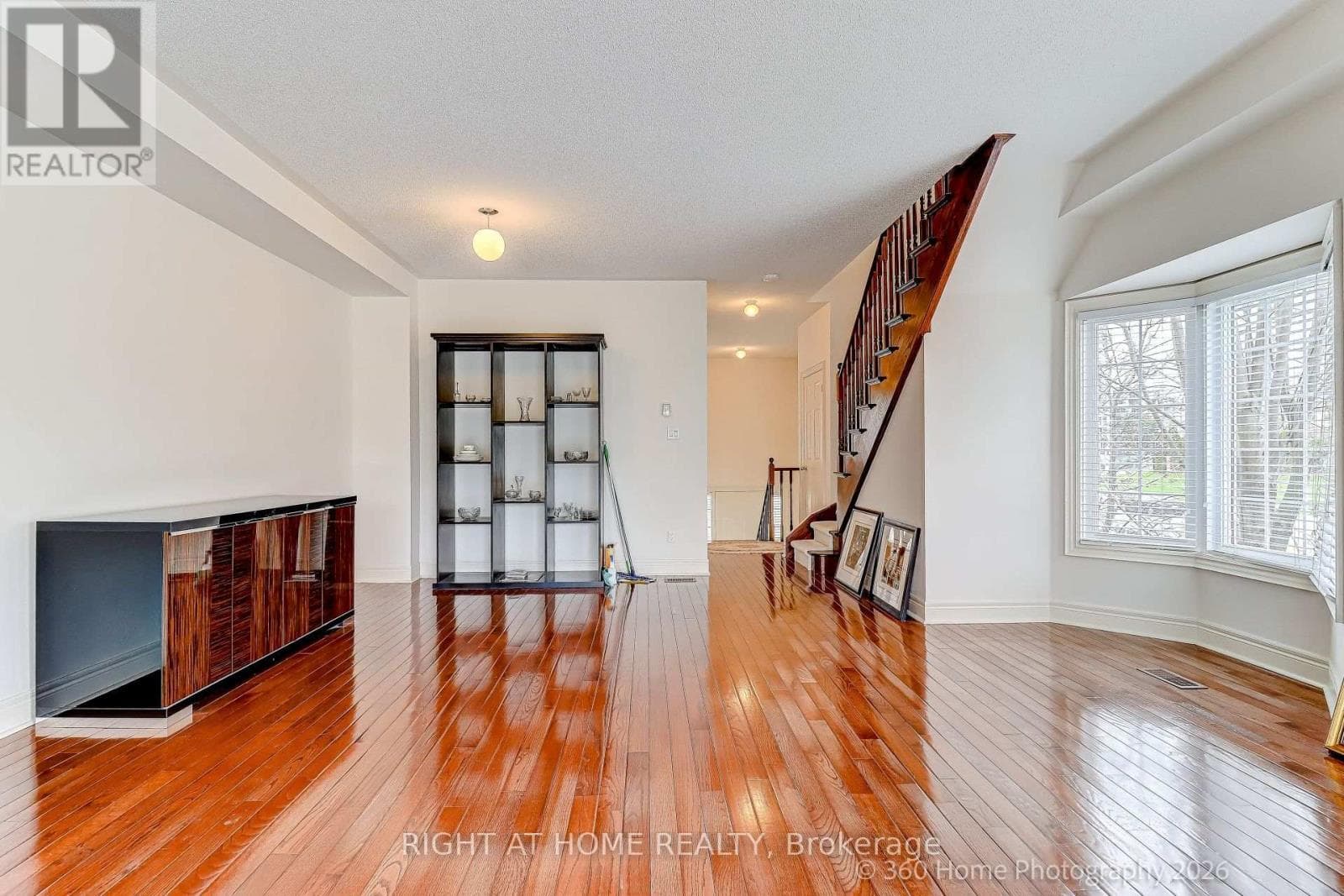 2 - 1130 CAWTHRA ROAD, Toronto — photo 4