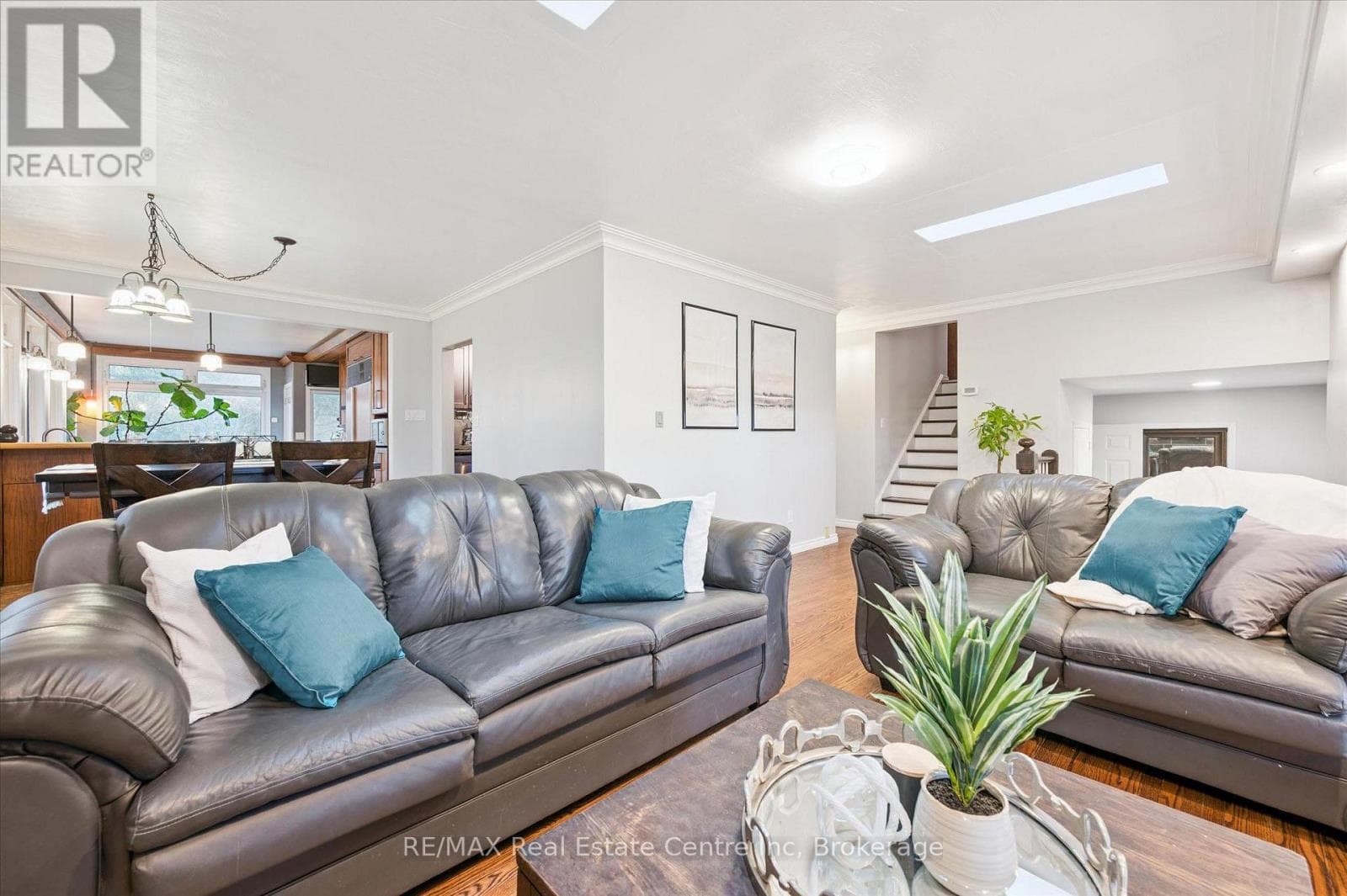 500 WATSON PARKWAY SOUTH, OnePoint — photo 4