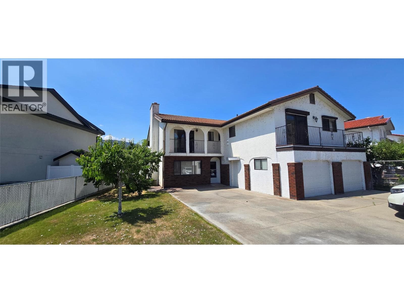 26 BAYVIEW CRESCENT, Interior REALTORS® — photo 3
