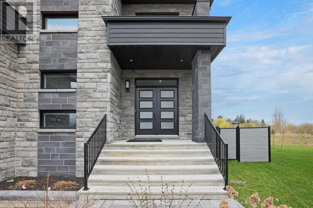 541 BARRAGE STREET, Ottawa — photo 3