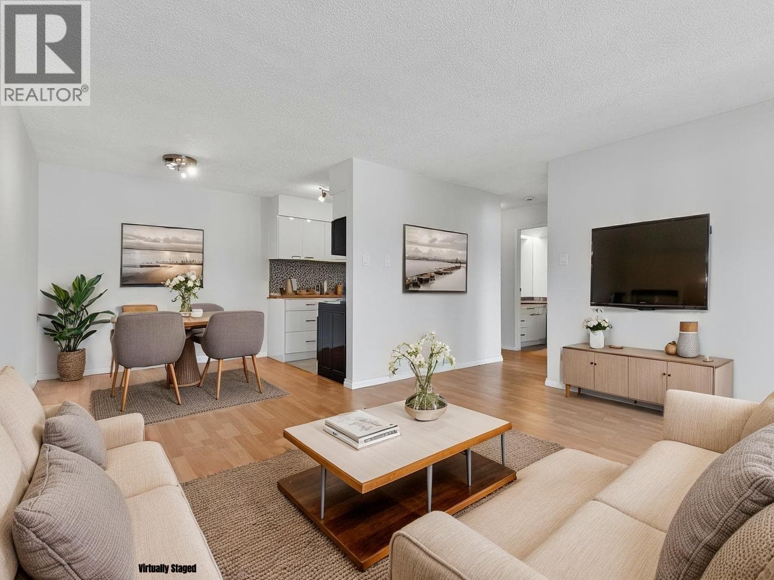 704 1026 QUEENS AVENUE, Greater Vancouver — photo 2