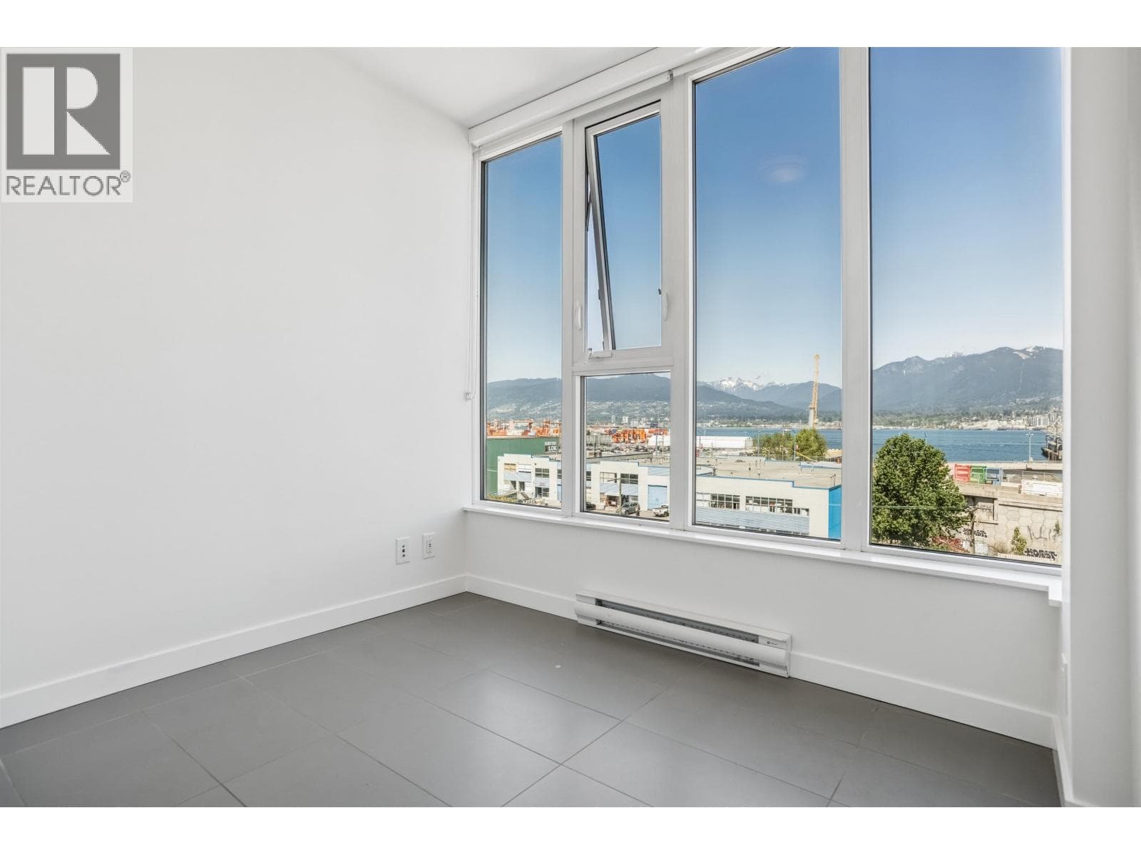 559 955 E HASTINGS STREET, Greater Vancouver — photo 5