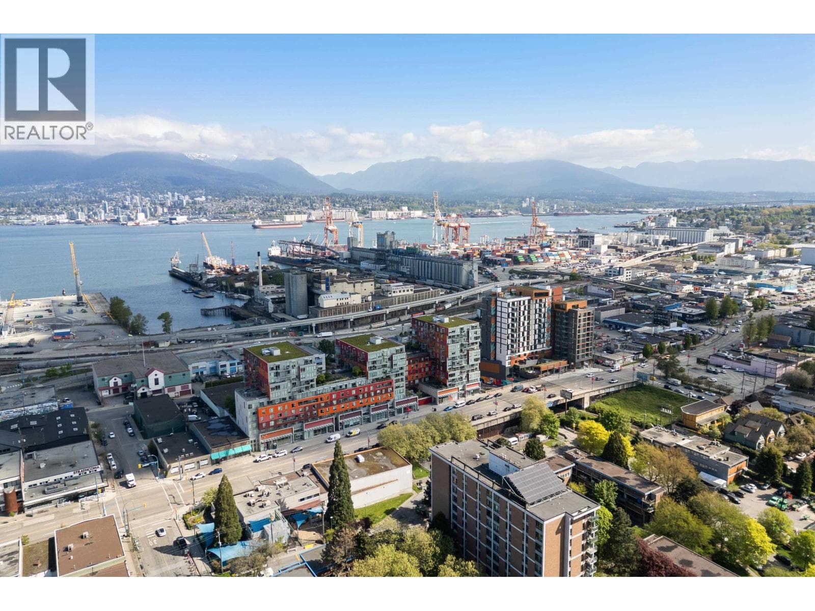 909 955 E HASTINGS STREET, Greater Vancouver — photo 2