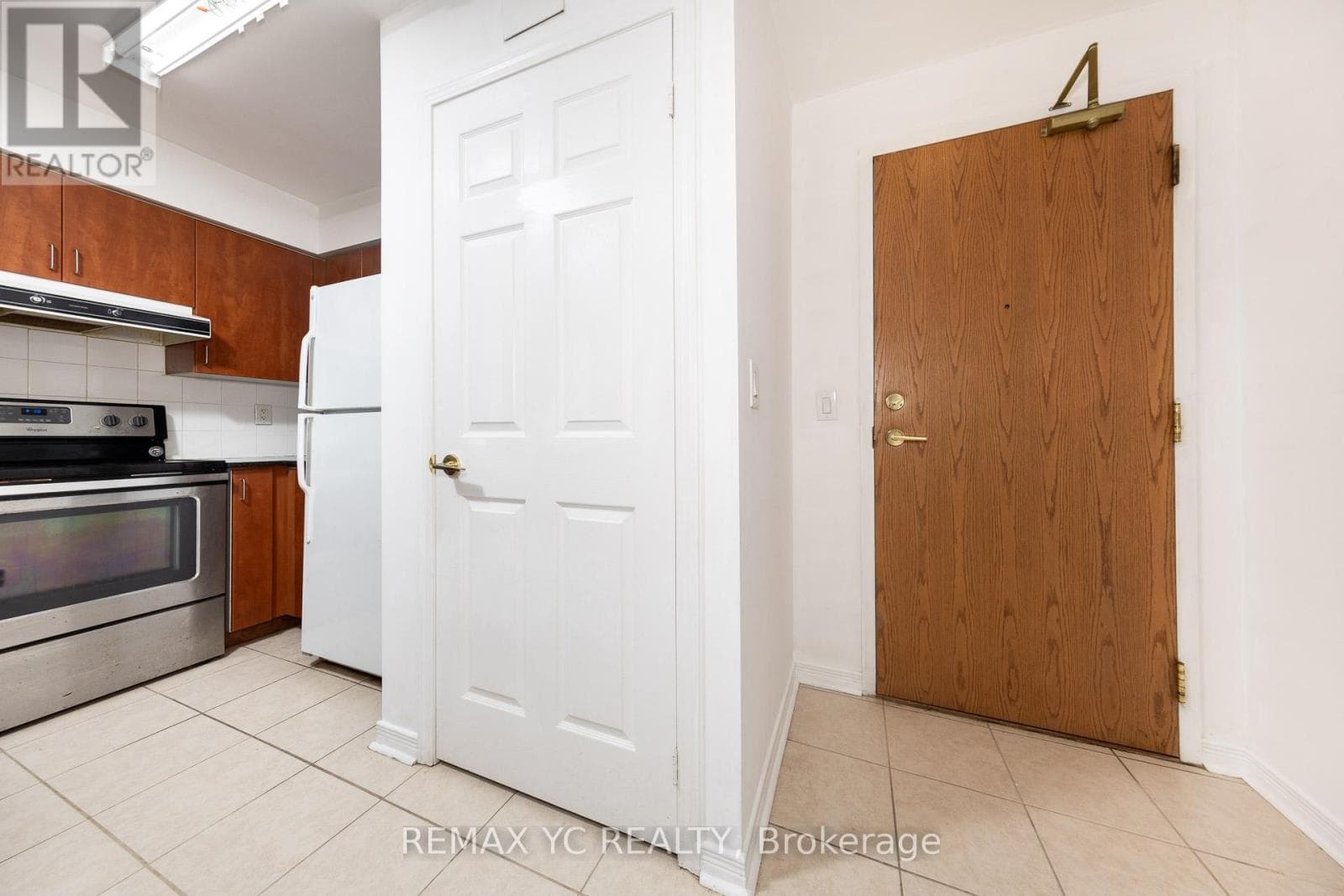 2410 - 5500 YONGE STREET in Willowdale West