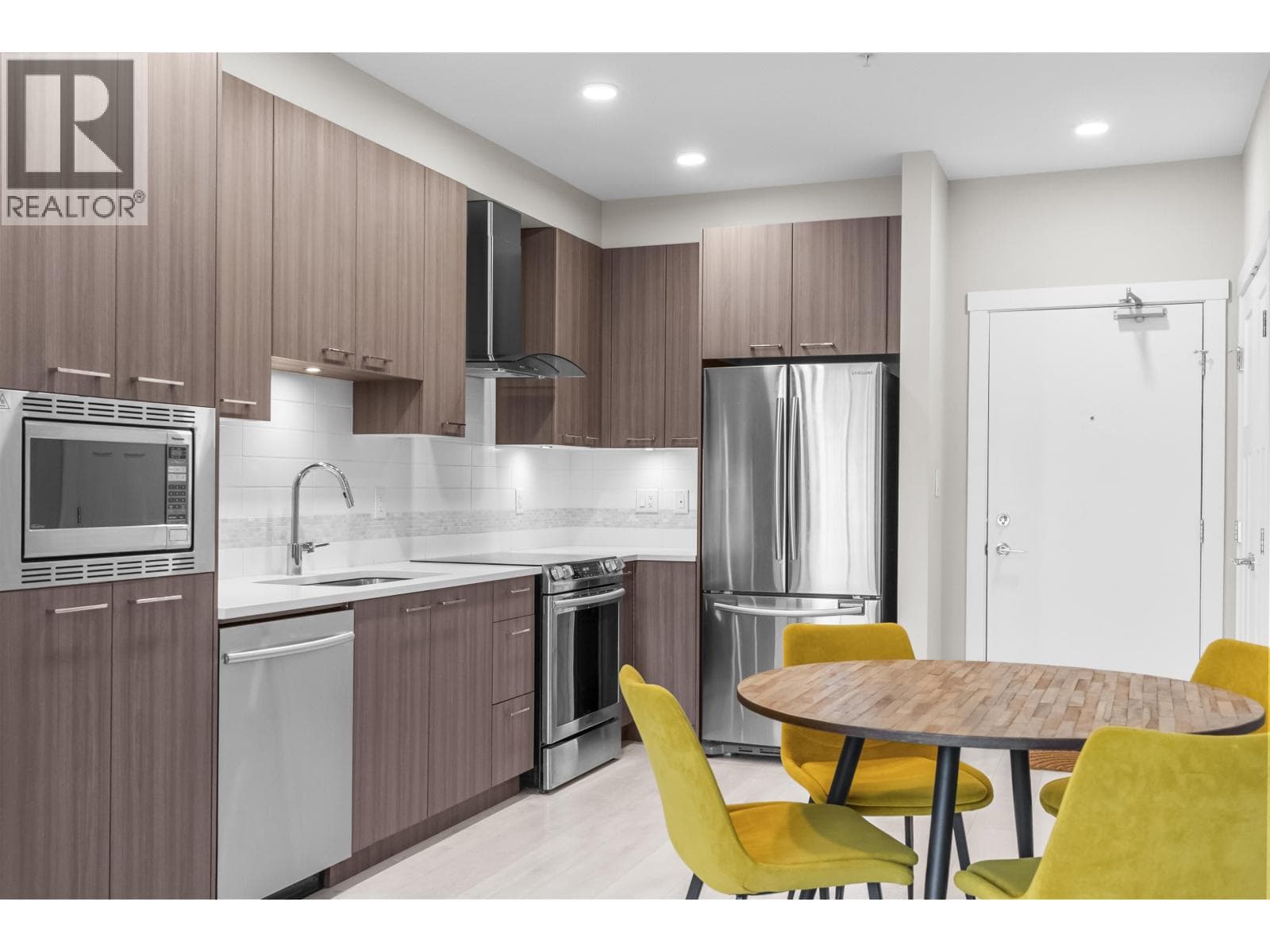 213 4690 HAWK LANE in Tsawwassen