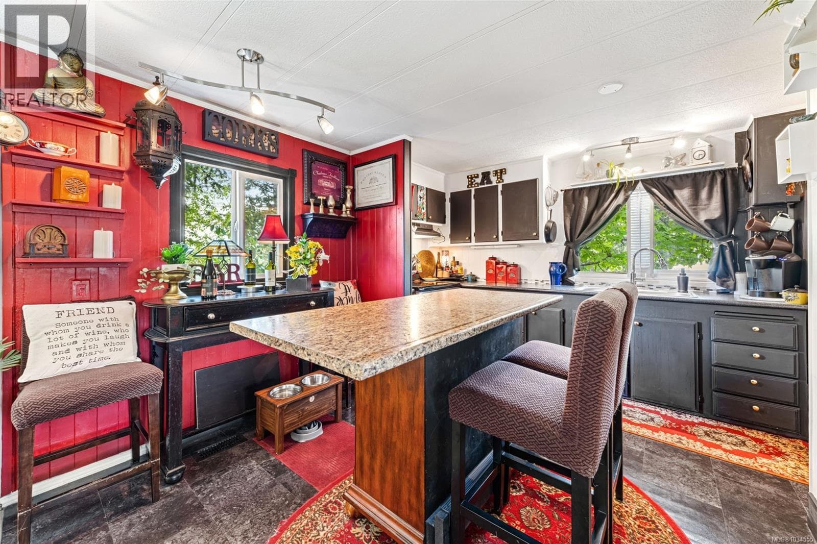 61 5838 Blythwood Rd, Victoria — photo 2