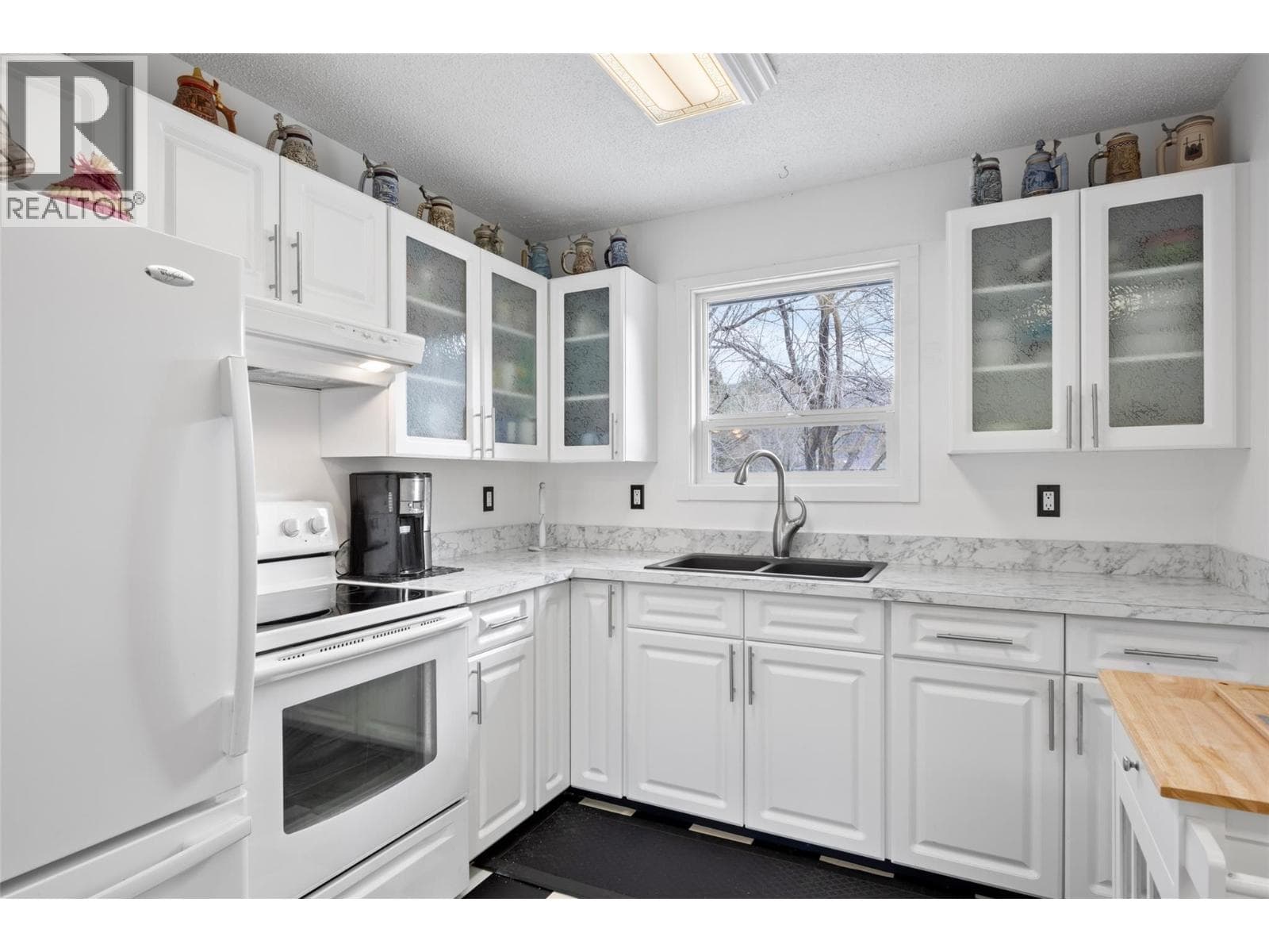 1185 HIGHRIDGE DRIVE, Interior REALTORS® — photo 4