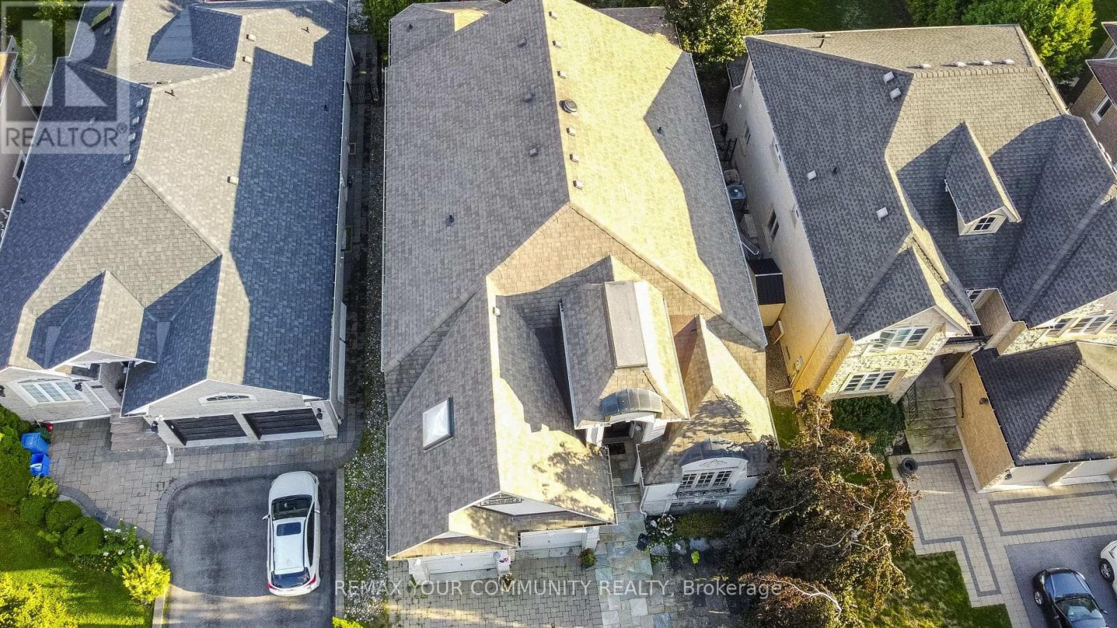 95 NAUGHTON DRIVE, Toronto — photo 2