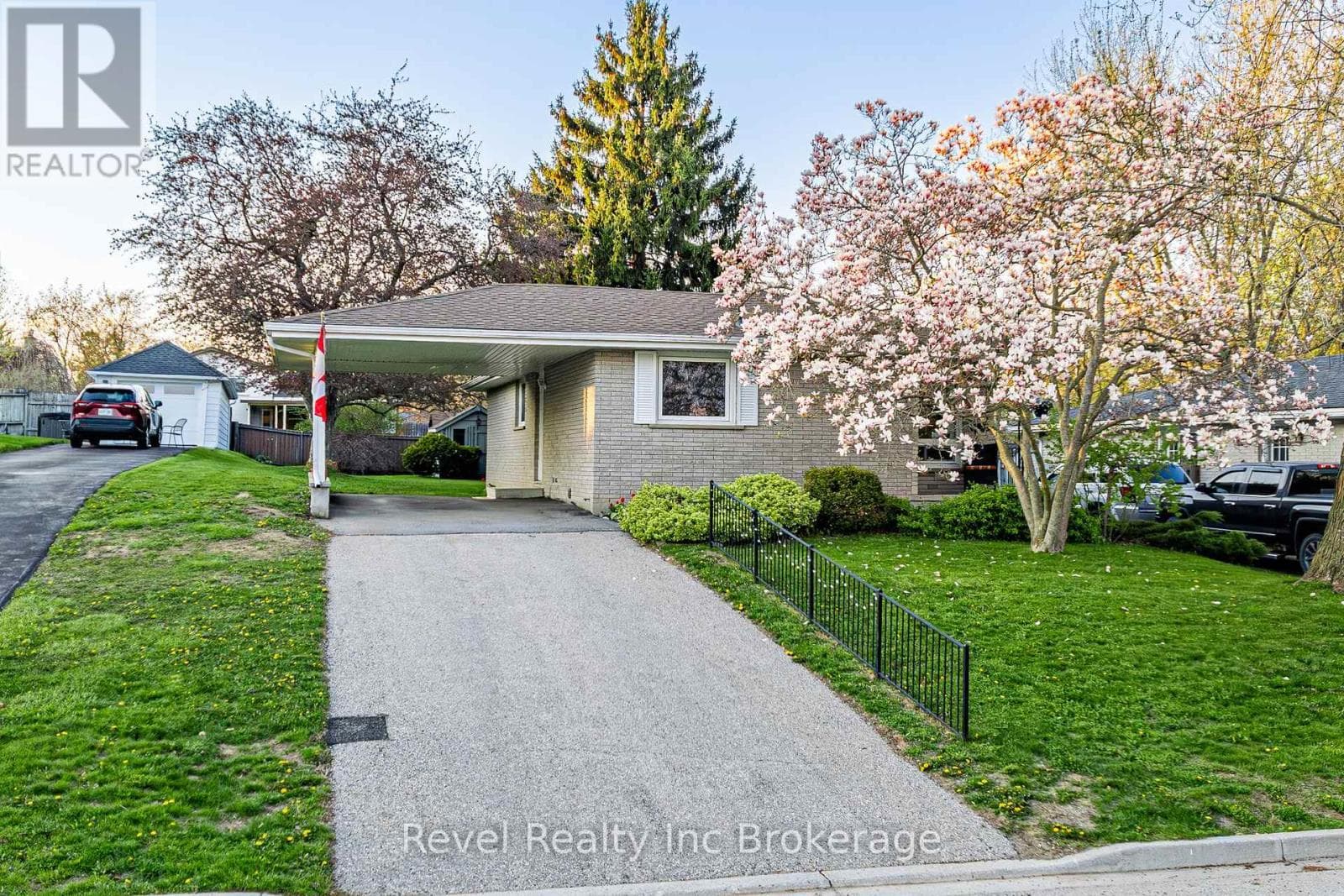 311 TUNIS STREET, Woodstock-Ingersoll-Tillsonburg — photo 2
