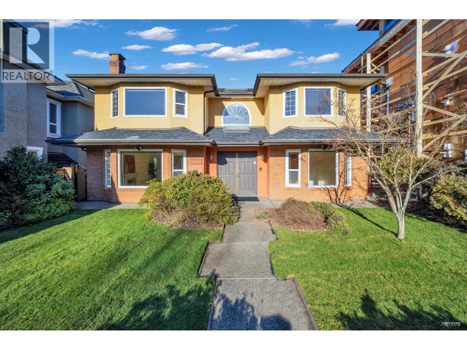 2445 WEST 19TH AVENUE in Arbutus Ridge