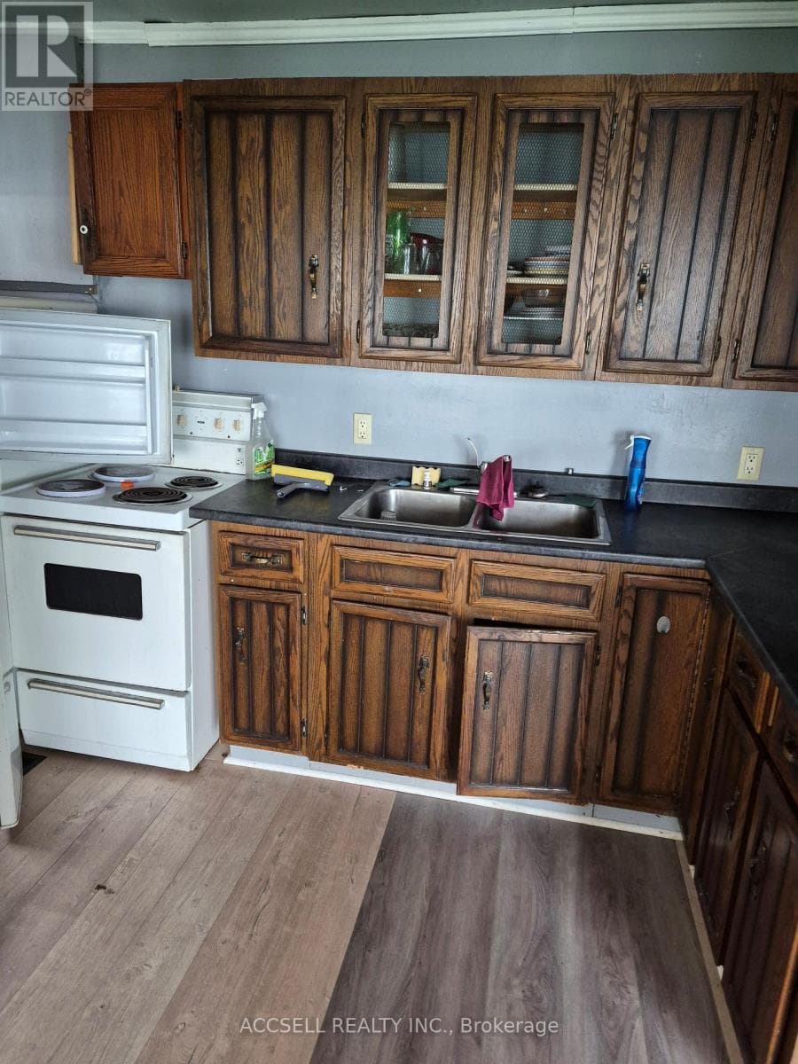 3053 ST CLAIR PARKWAY, London and St. Thomas — photo 4