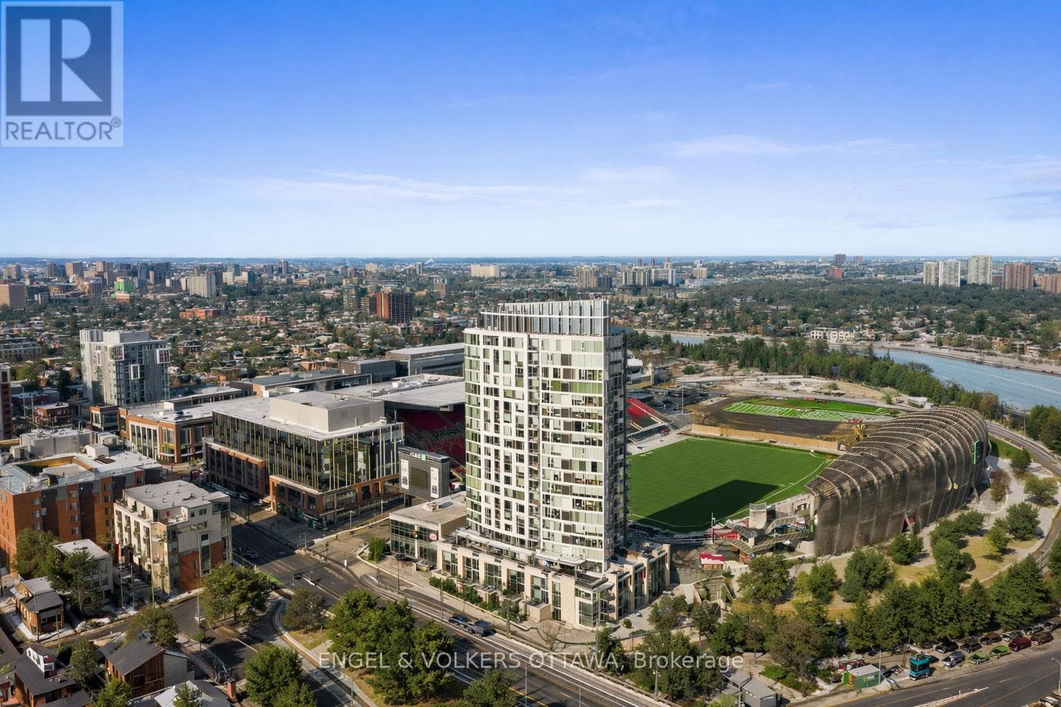 110 - 1035 BANK STREET in GLEBE-DOWS LAKE
