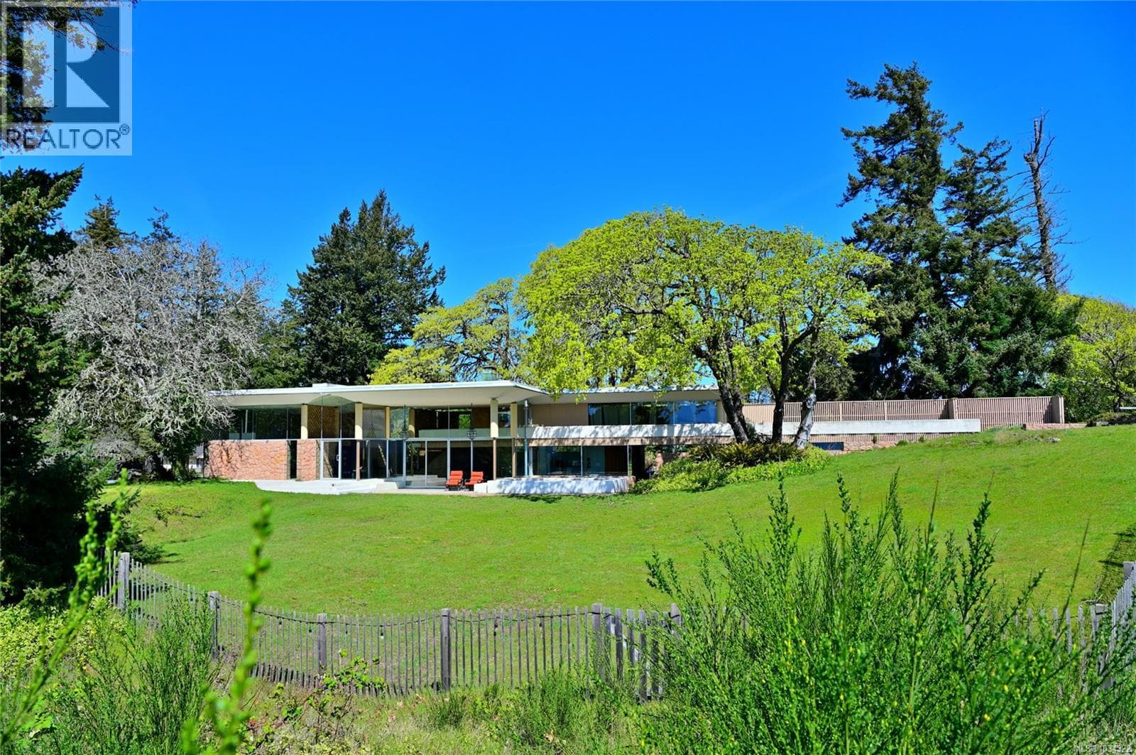 1133 Moore Rd in 
