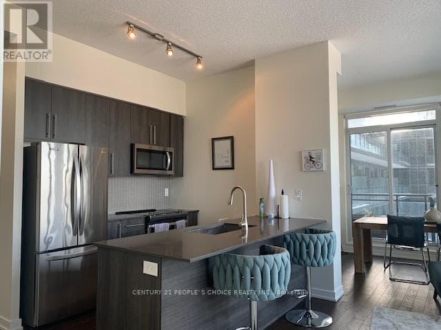 601 - 510 CURRAN PLACE in Creditview