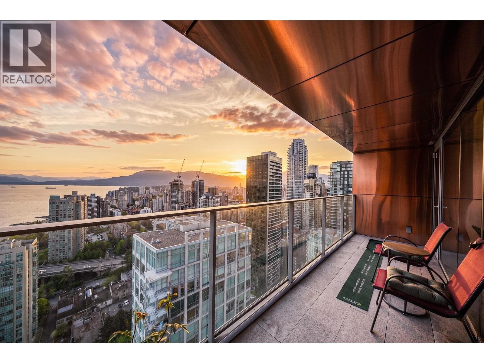 4105 1480 HOWE STREET, Greater Vancouver — photo 3