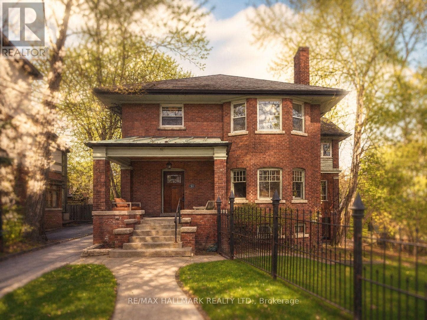 51 INDIAN GROVE in High Park-Swansea