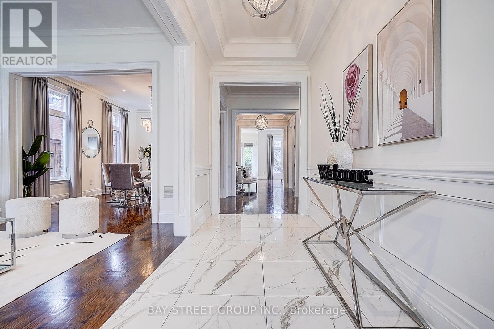 28 CARNWATH CRESCENT, Toronto — photo 3