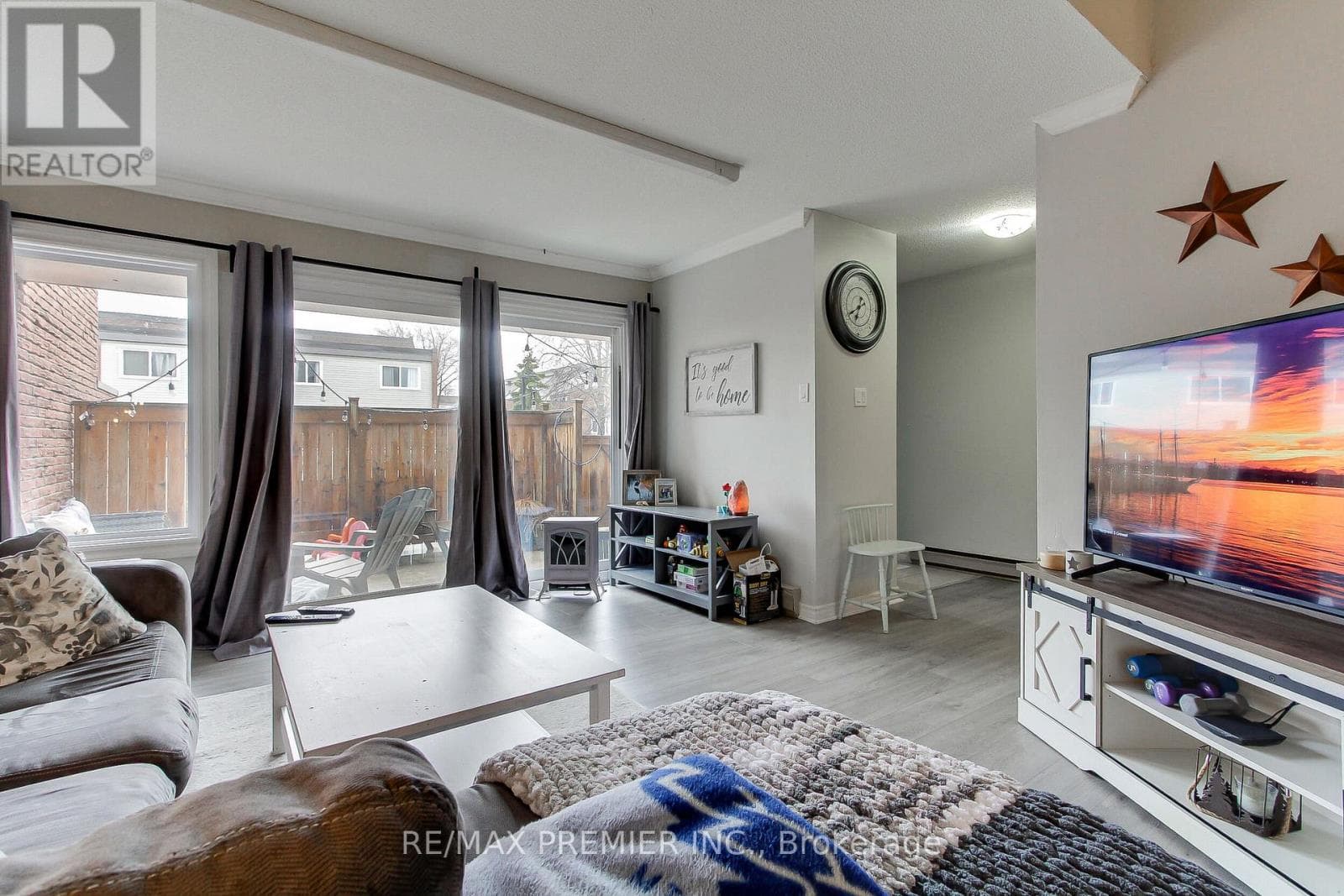213 MILESTONE CRESCENT, Toronto — photo 5