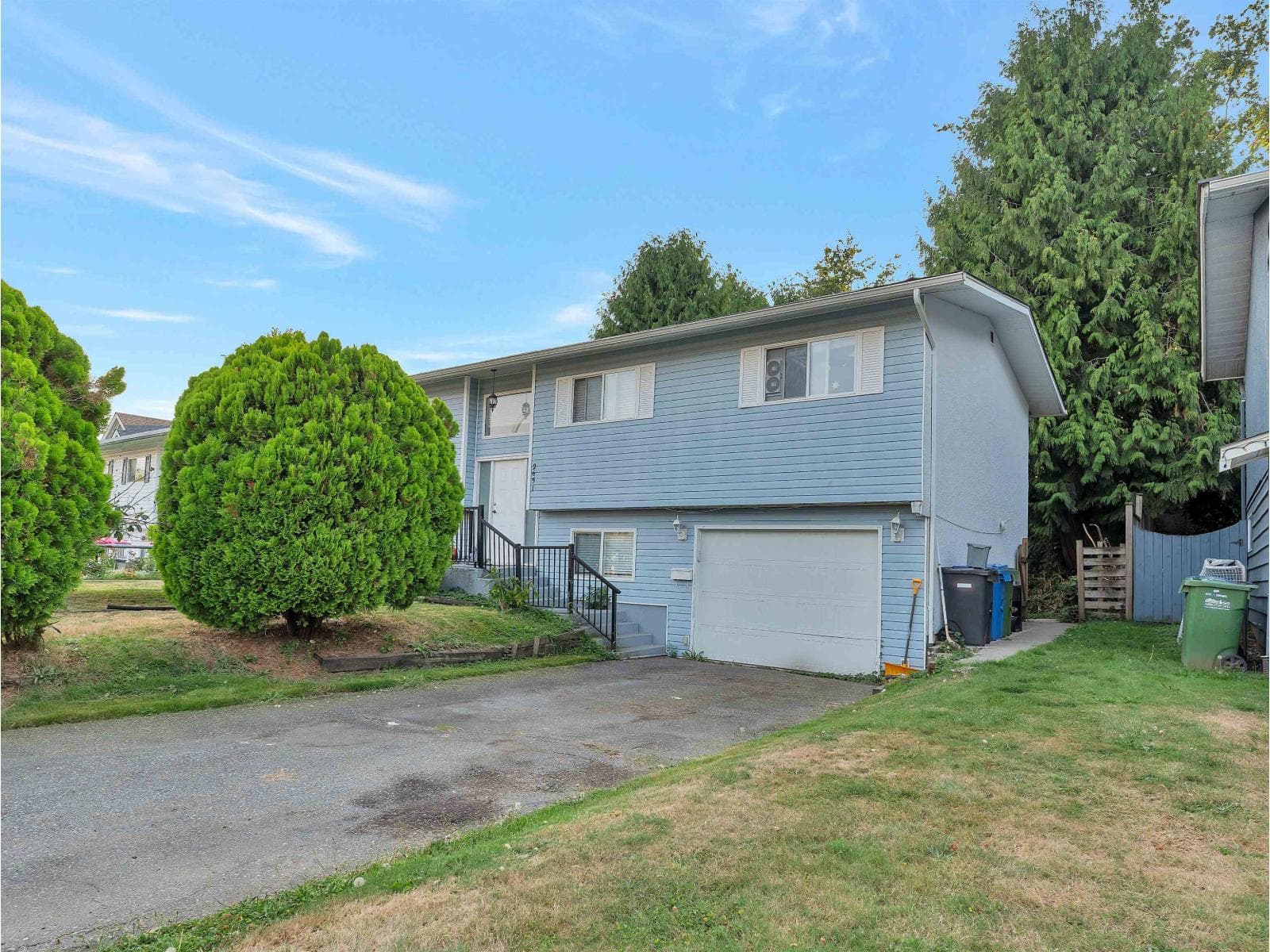 2651 MACBETH CRESCENT, Fraser Valley — photo 2