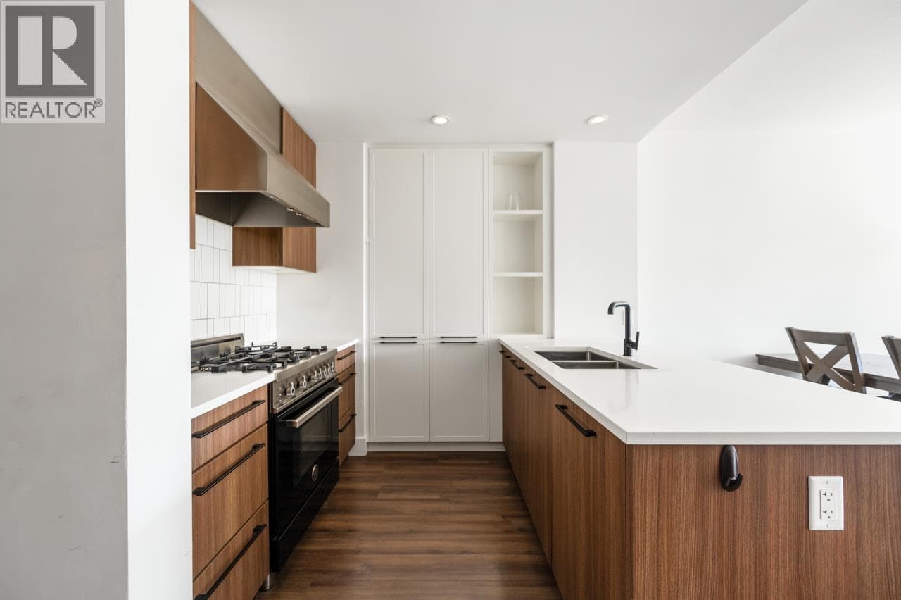 205 6933 CAMBIE STREET, Greater Vancouver — photo 5