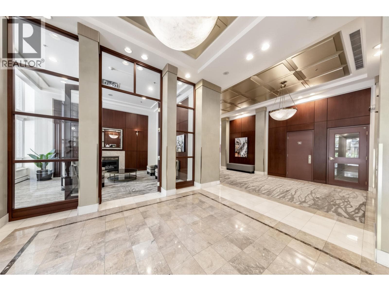 606 1288 MARINASIDE CRESCENT, Greater Vancouver — photo 3